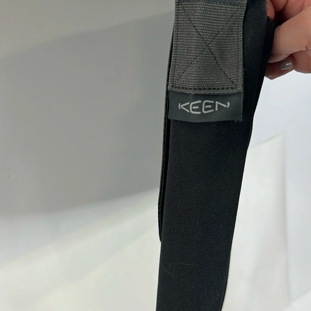 KEEN NWT MORTON MESSENGER BAG HYBRID LIFE U-BLACK
